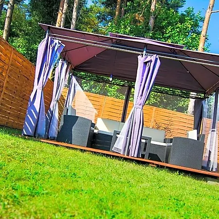 Zacisze Pod Laskiem Lodge