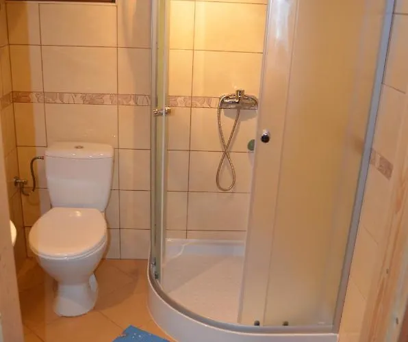 Zacisze Pod Laskiem * Wierzchucino